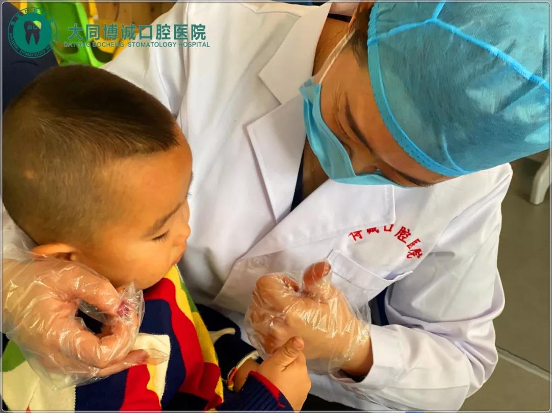 大同博诚口腔医院携手旺特幼儿园爱牙护齿课堂：童真时光欢乐爱牙(图6)